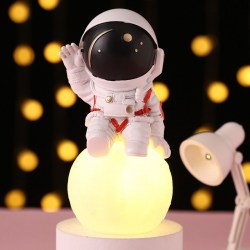 night-lamp-l20-astronaut-5_1