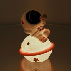 night-lamp-l21-astronaut-5_1